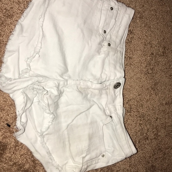 shorts - Picture 1 of 3